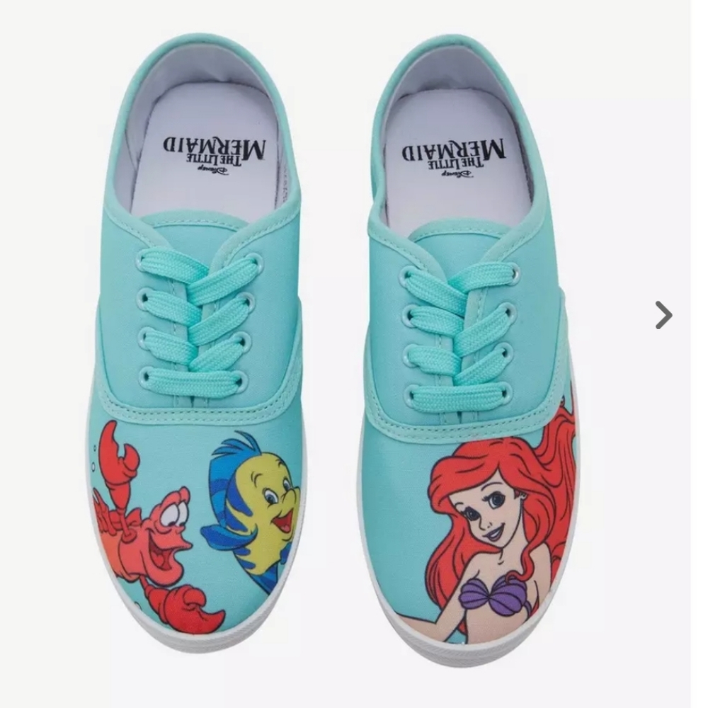 Hot Topic Disney's The Little Mermaid Mint Green Ariel, Flounder and Sebastian 9